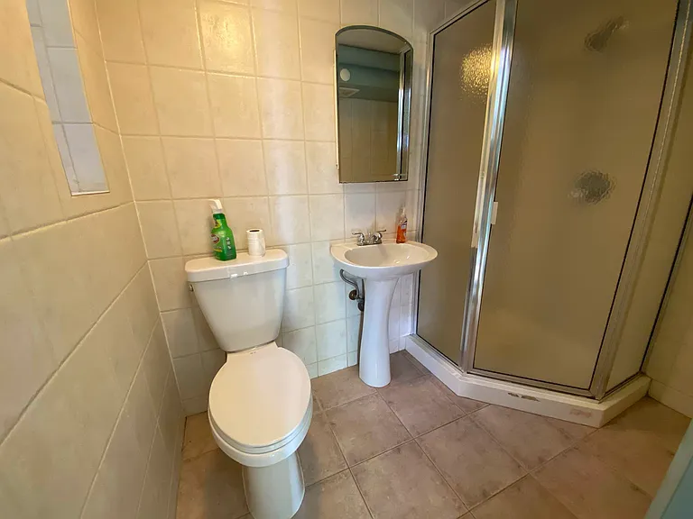 6653 Alderton St — Photo 40