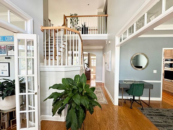 2nd image of 1936 Tristan Dr SE
