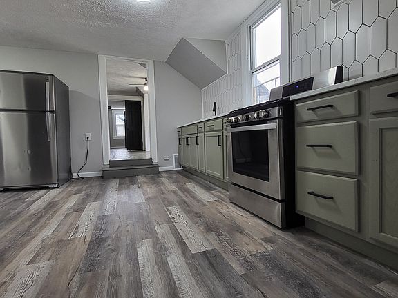 4th image of 1309 Buhrer Ave #Up