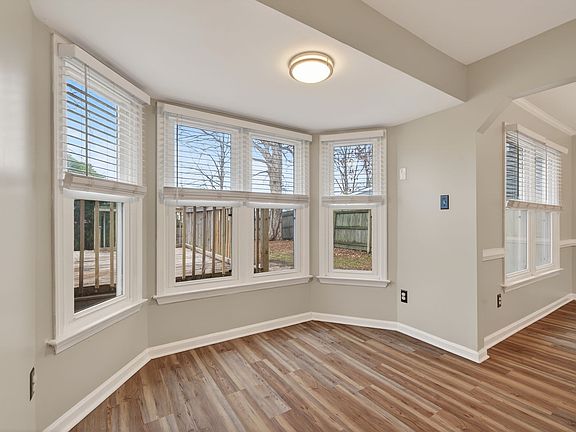 5th image of 3816 Coyote Cir