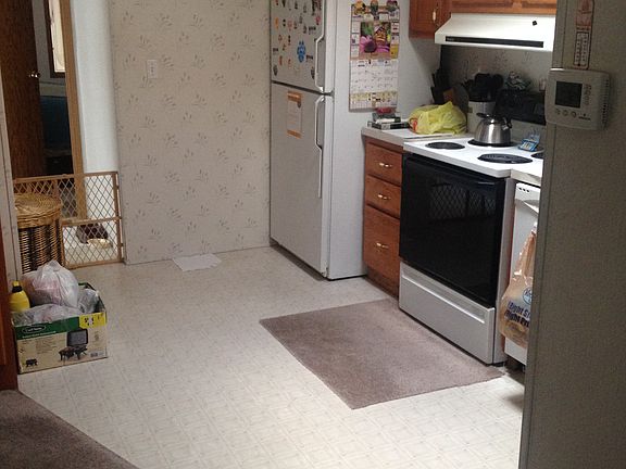 4th image of 17291 Roberts Dr