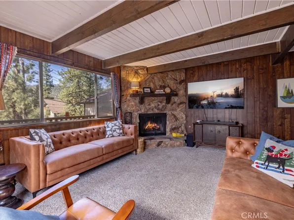 42800 Cougar Rd, Big Bear Lake, CA 92315