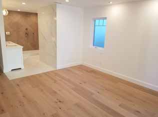 14035 Hartsook St, Sherman Oaks, CA 91423