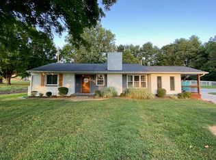 441 Sulphur Springs Rd, Chilhowie, VA 24319