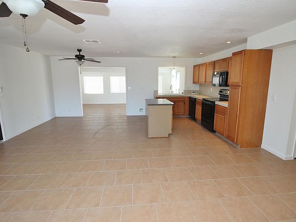 3rd image of 2485 Cielo Dr
