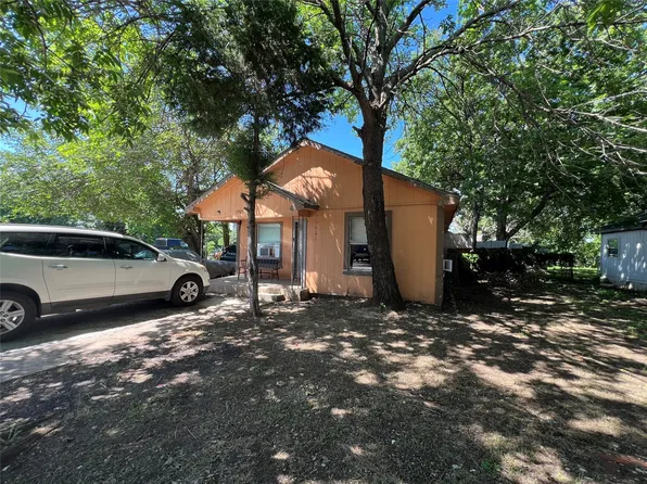 2903 NW 22nd St, Fort Worth, TX 76106