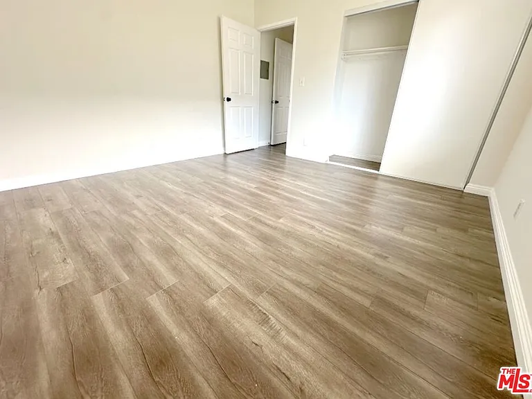 424 S Westmoreland Ave #205 — Photo 5