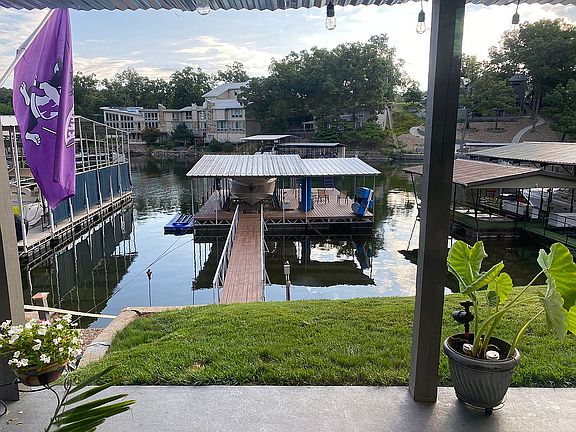 2nd image of 1042 Quiver Ln