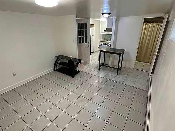 3rd image of 111-10 14th Ave #1L
