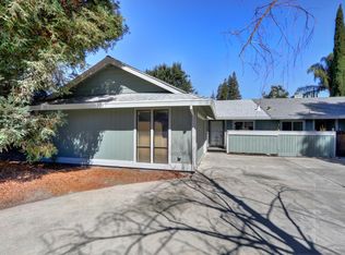 807 Florin Rd, Sacramento, CA 95831