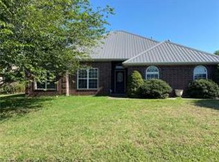 310 Eclipse St, Lowell, AR 72745