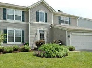 45 Briarwood Dr, Gilberts, IL 60136