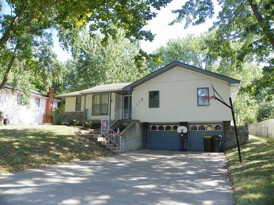 1st image of 115 N Ethel Ln