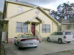 9 E 33rd St #B, Savannah, GA 31401