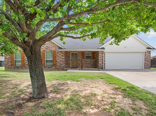 222 Ashley St, Alvord, TX 76225
