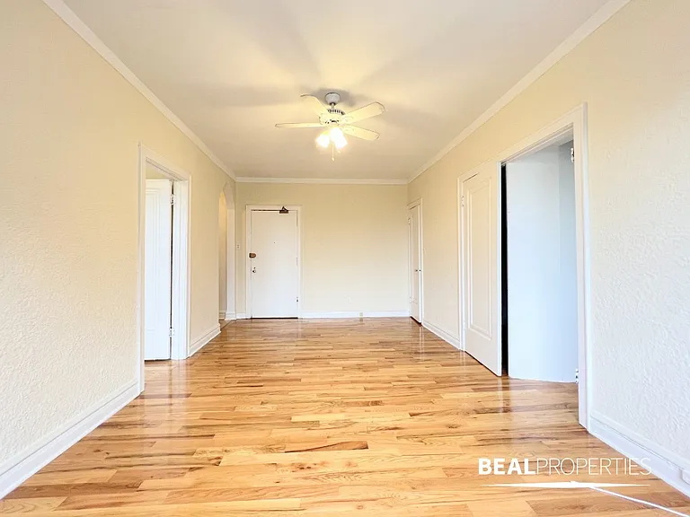 4829 N Damen Ave — Photo 14