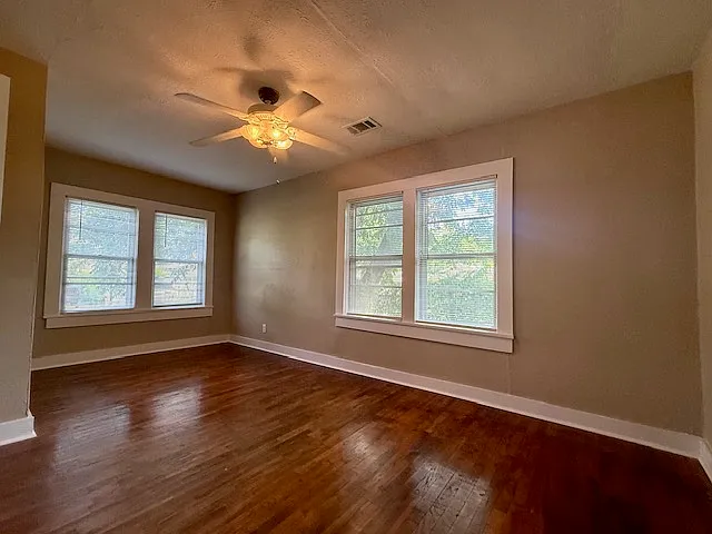 125 Plain St — Photo 15