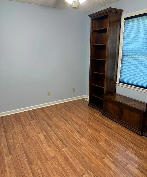 1505A Englewood Rd — Photo 5