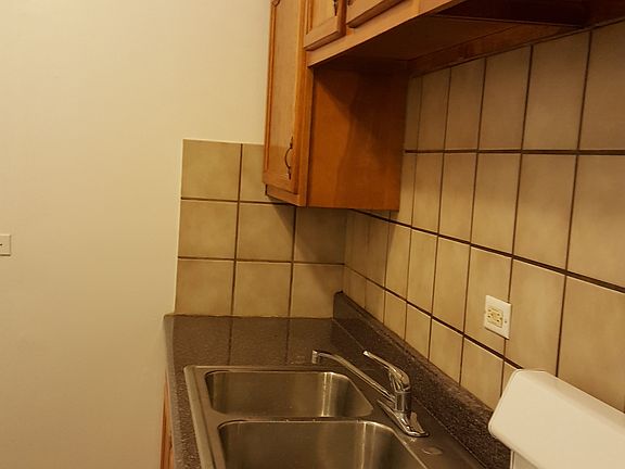 5th image of 5174 S King Dr APT 1
