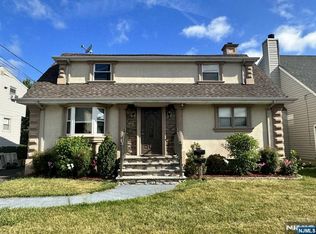 231 Falmouth Ave, Elmwood Park, NJ 07407