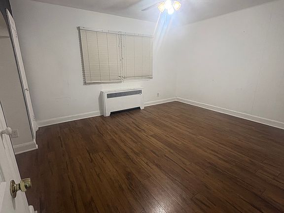 5th image of 2902 Princeton Ave Floor 2