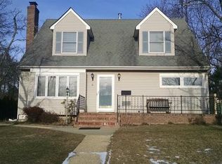 9 Kremer Ave, Eatontown, NJ 07724