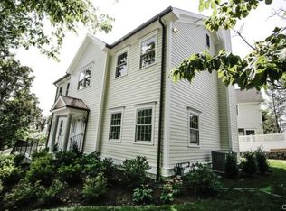 48 Valley Rd, cos cob, CT 06831