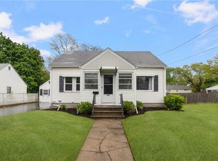 408 Elm St, Warwick, RI 02888