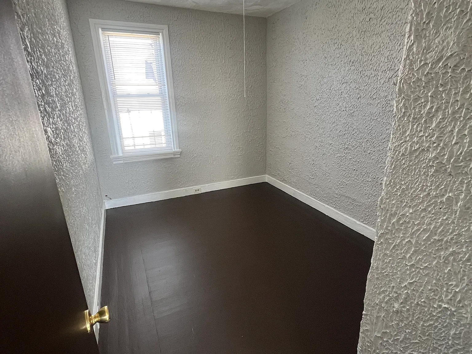 2 bed, $1,350 — Photo 2