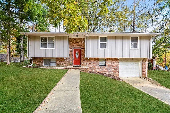 4 bed, 2.0 bath, 1486 sqft, $1,775 — Photo 1