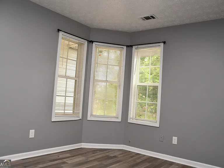 5932 Homestead Cir — Photo 55