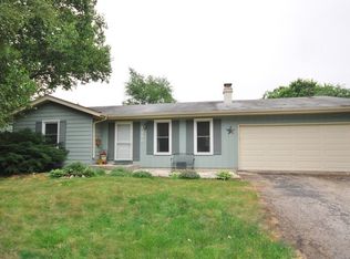 1220 S 10th St, St Charles, IL