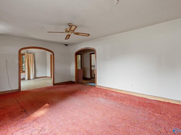 huntsville-alabama-440507463 picture