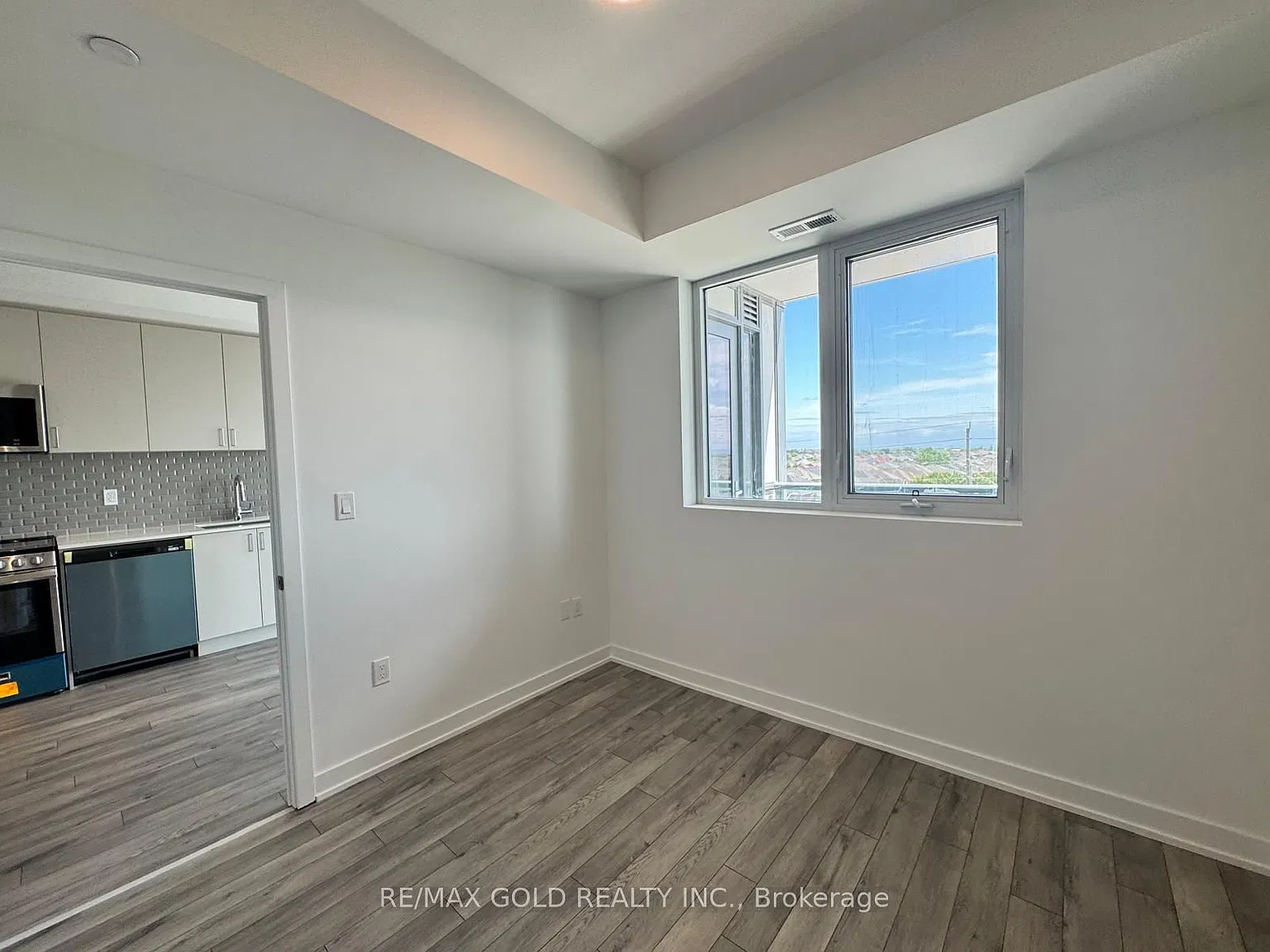 2 bed, $2,300 — Photo 3