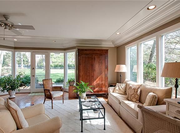 5th image of 4418 Forsythe Pl