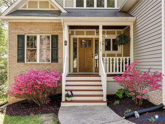 2nd image of 2719 Mohawk Dr