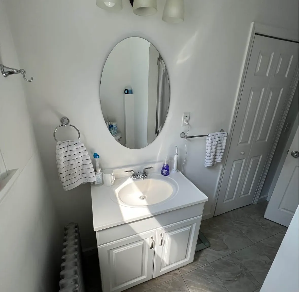 3 bed, 1100 sqft, $1,300 — Photo 3