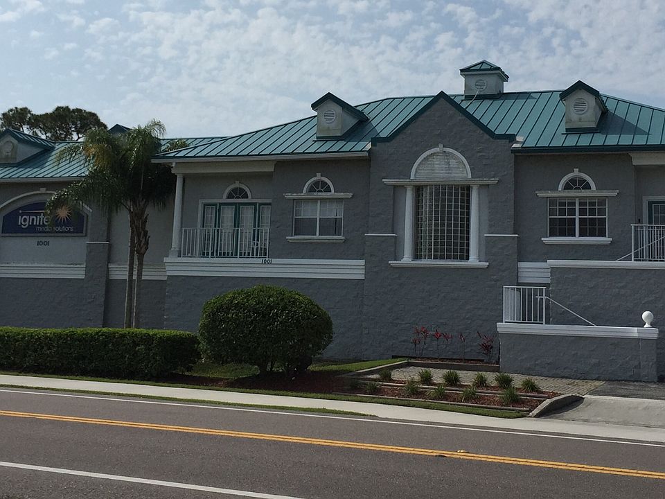 1st image of 1001 St Petersburg Dr W