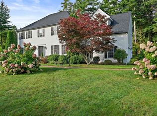 2 Continental Ct, Kingston, MA 02364