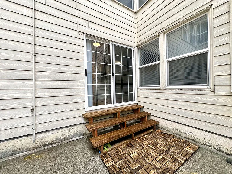 Parkside Apartments in Capitol Hill — Photo 22