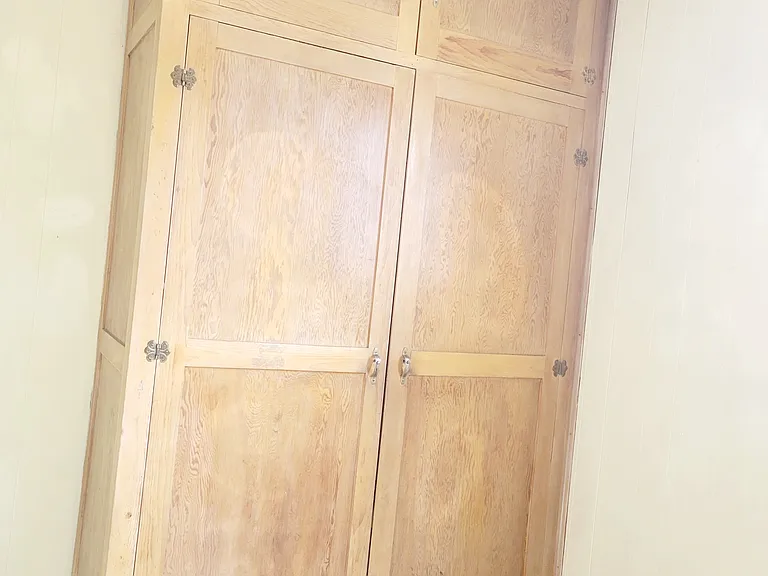 207 E 4th St #1 — Photo 12