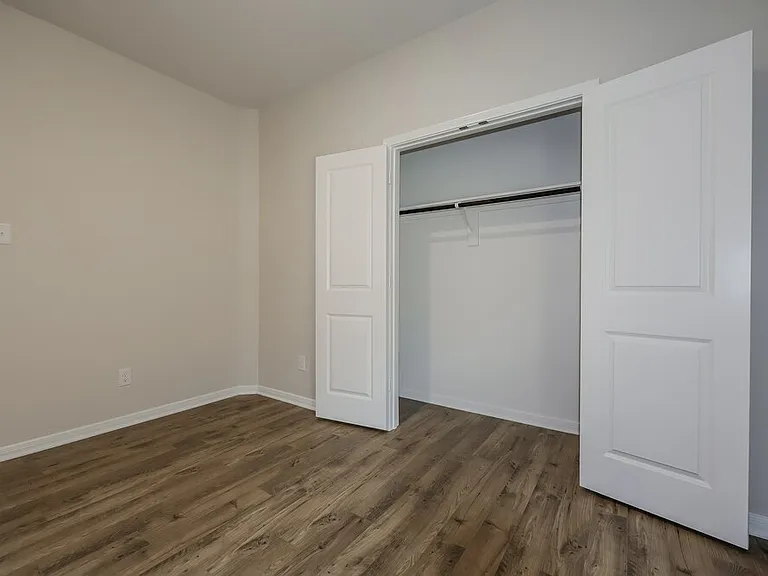 16430 Honeysuckle Hill Dr — Photo 15