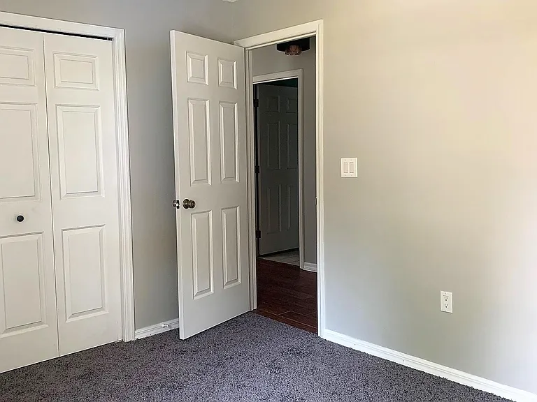 1227 Beth Ln — Photo 4