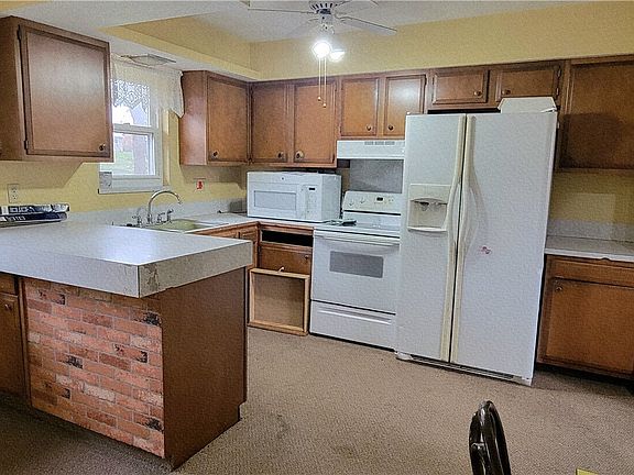 5th image of 107 Nelson Ave