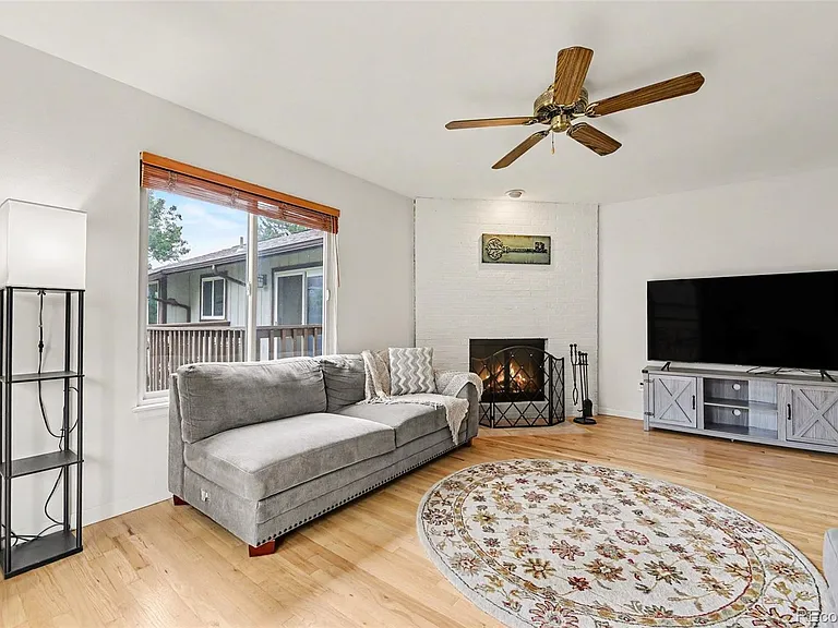 1064 Fairway Ct #3 — Photo 7