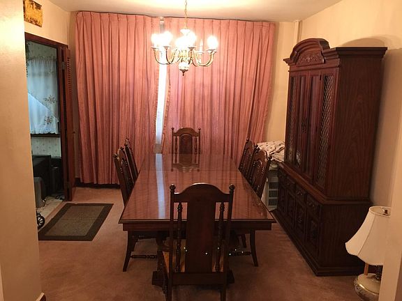 Formal Dinning Room