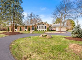 16306 Kishwaukee Valley Rd, Woodstock, IL 60098