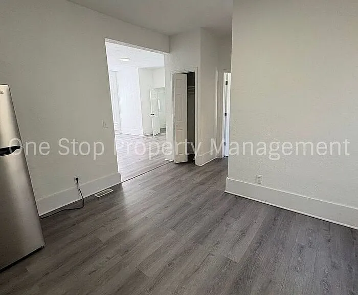 721 S Brookside Ave — Photo 6