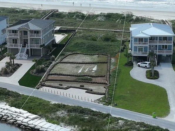 1836 E Main St, Sunset Beach, NC 28468