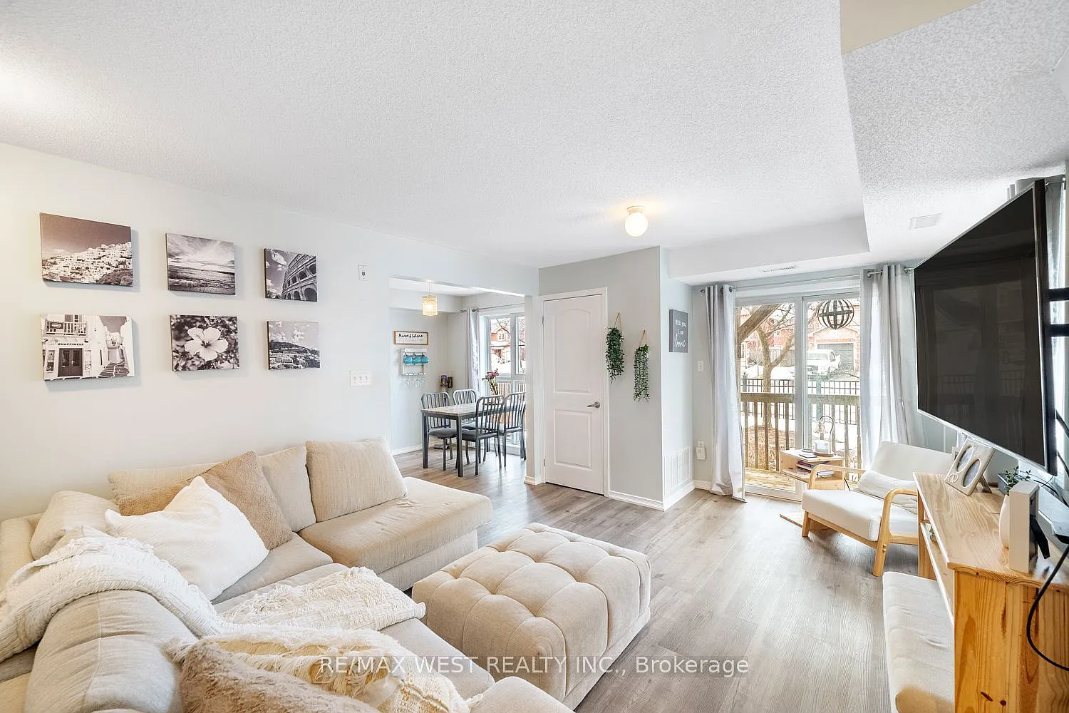 3 bed, $2,300 — Photo 2